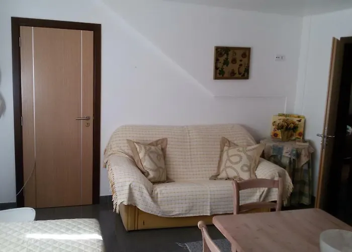 Casa Largo Dos Cedros * Nazaré